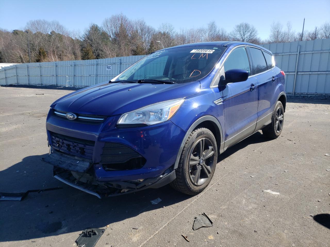 Photo 2 from auction – 2014 FORD ESCAPE SE with VIN 1FMCU9GX6EUE16025