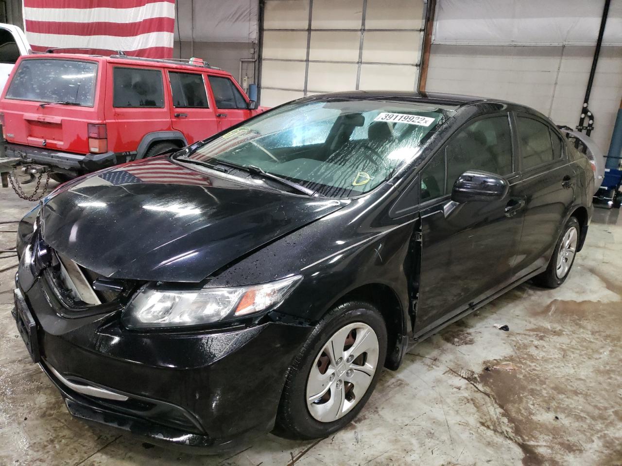Photo 2 from auction – 2014 HONDA CIVIC LX with VIN 19XFB2F57EE033319
