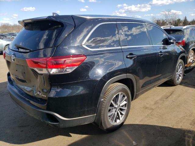 Photo 4 from auction – 2017 TOYOTA HIGHLANDER with VIN 5TDJZRFH3HS468793