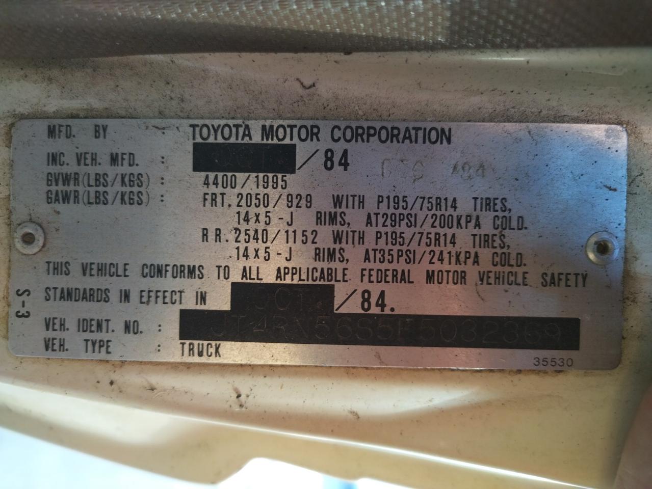 Photo 10 from auction – 1985 TOYOTA PICKUP SR5 with VIN JT4RN56S5F5032369