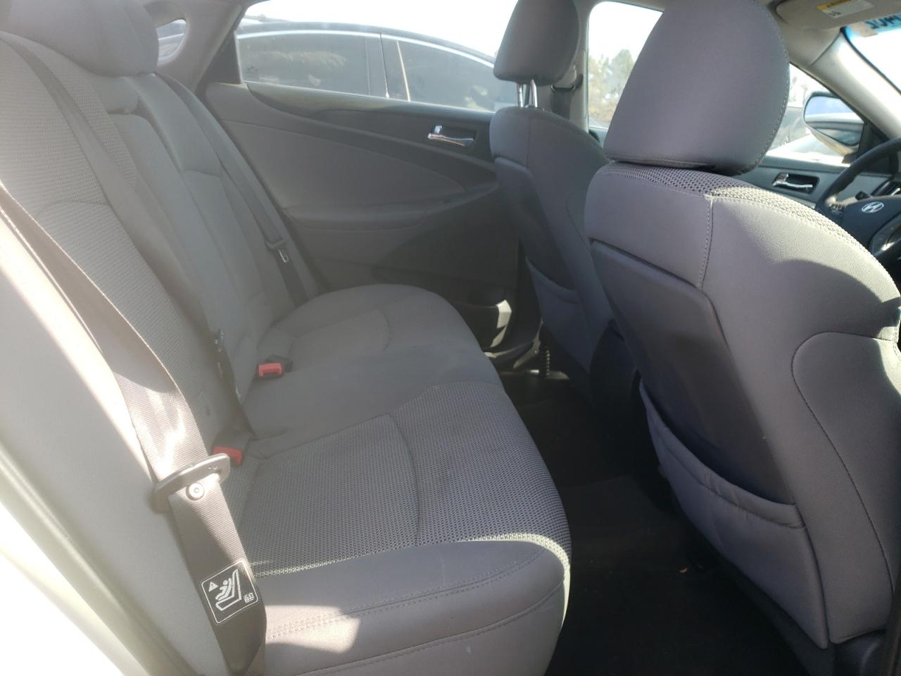 Photo 6 from auction – 2013 HYUNDAI SONATA with VIN 5NPEB4AC2DH783153