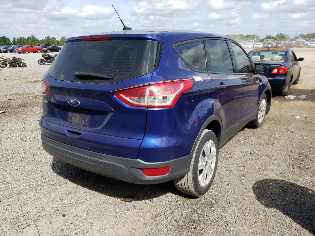 Photo 4 from auction – 2016 FORD ESCAPE S with VIN 1FMCU0F70GUB89690