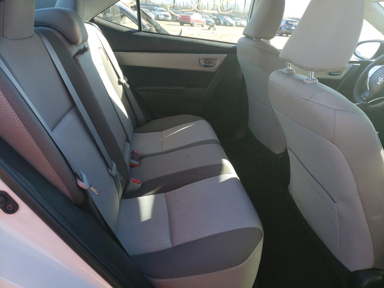 Photo 6 from auction – 2017 TOYOTA COROLLA L with VIN 5YFBURHE2HP601865