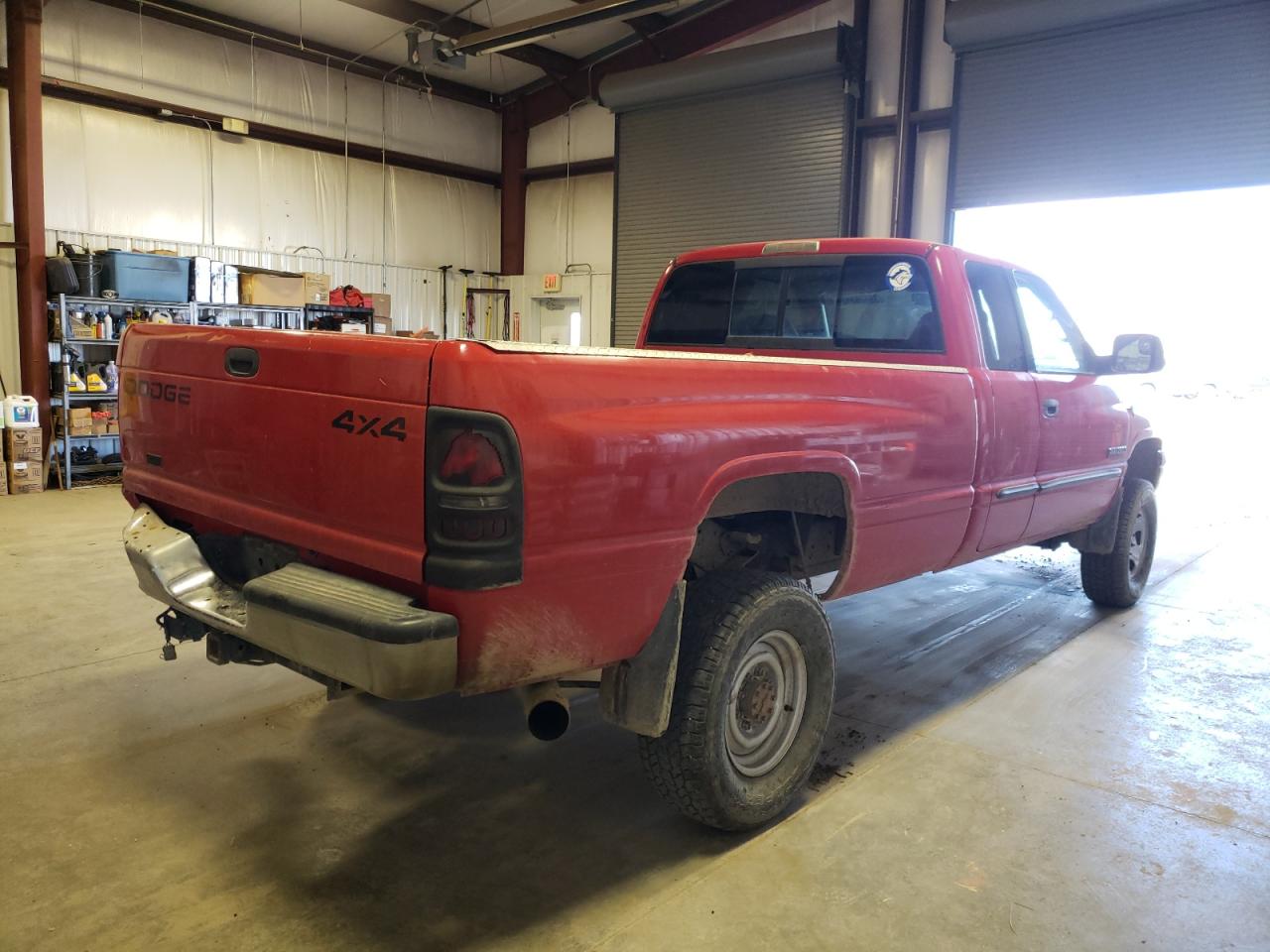Photo 4 from auction – 2002 DODGE RAM 2500 with VIN 3B7KF23C02M315485