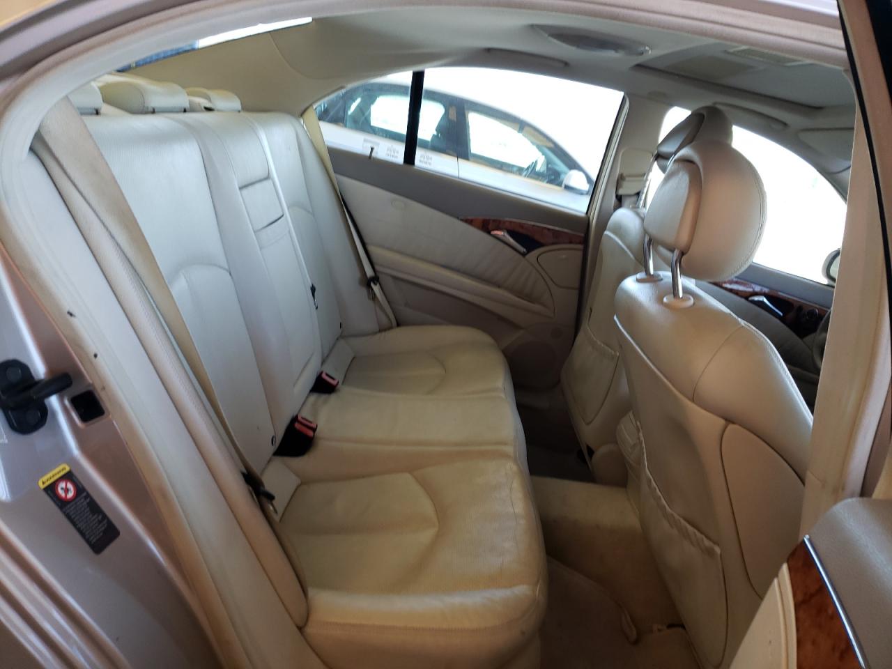 Photo 6 from auction – 2003 MERCEDES-BENZ E 320 with VIN WDBUF65JX3A337048