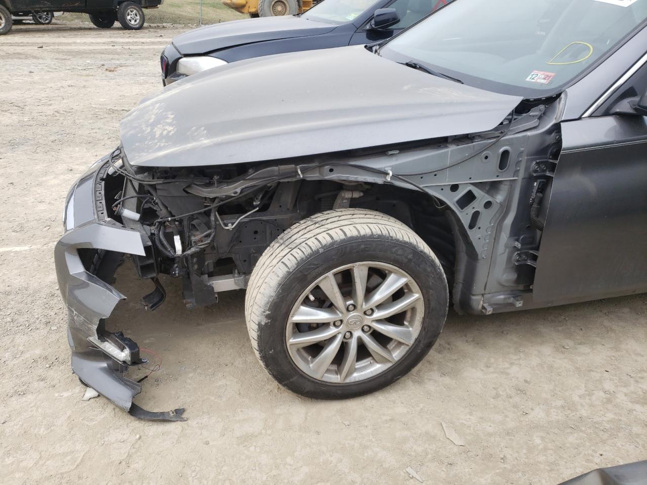 Photo 9 from auction – 2014 INFINITI Q50 BASE with VIN JN1BV7AR8EM688395