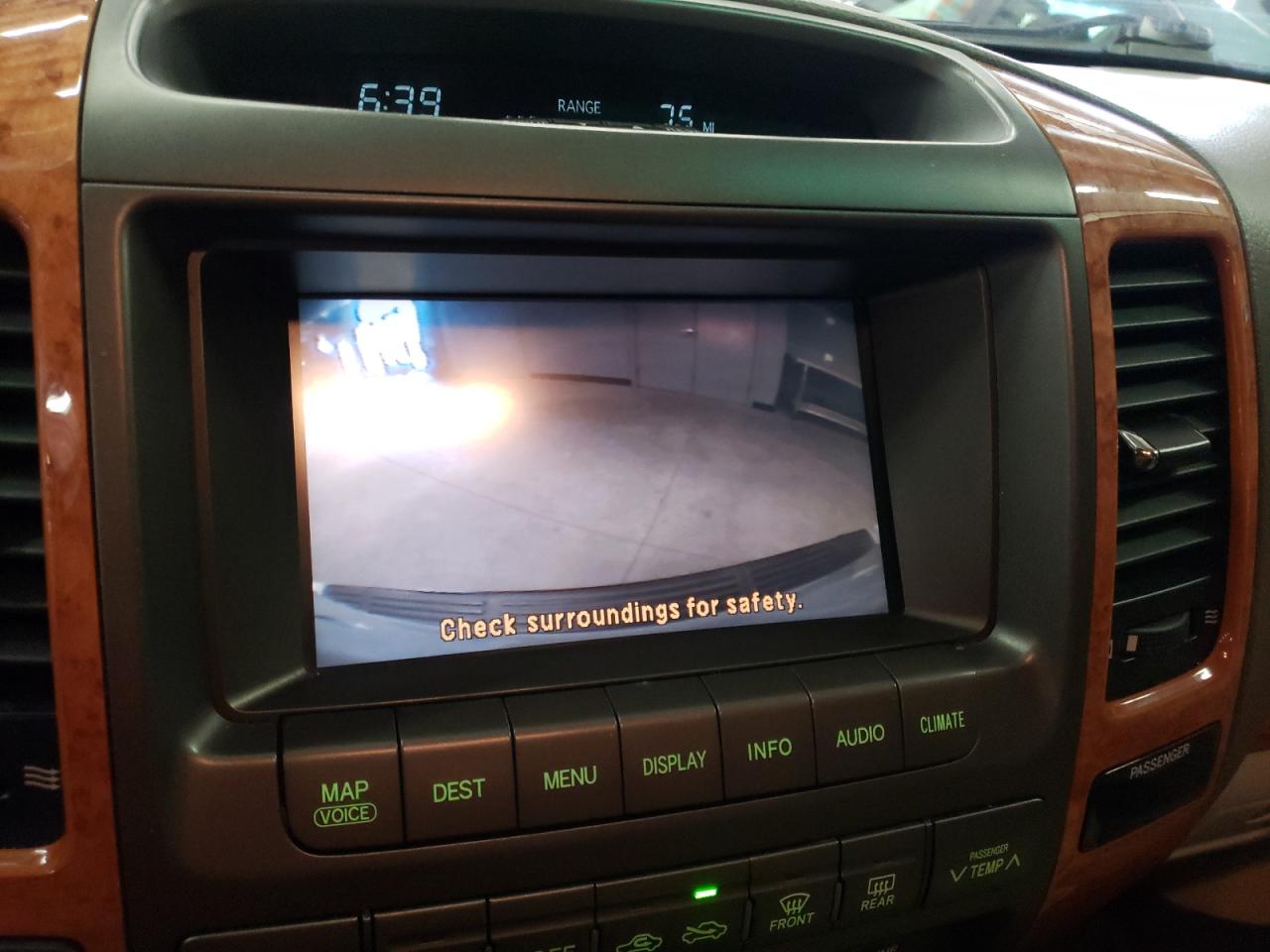 Photo 9 from auction – 2005 LEXUS GX 470 with VIN JTJBT20X650082541