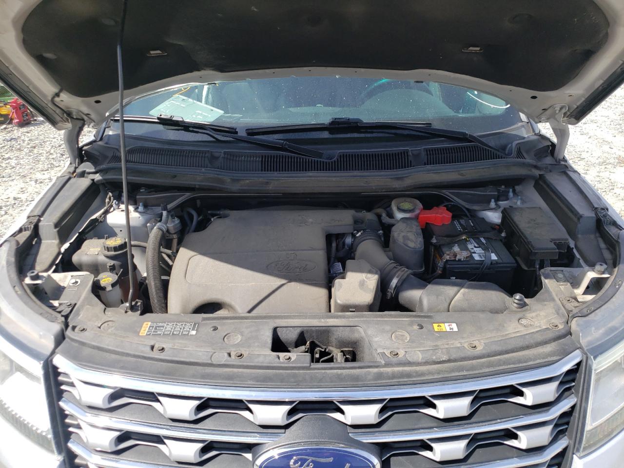 Photo 7 from auction – 2017 FORD EXPLORER L with VIN 1FM5K8F89HGA18247