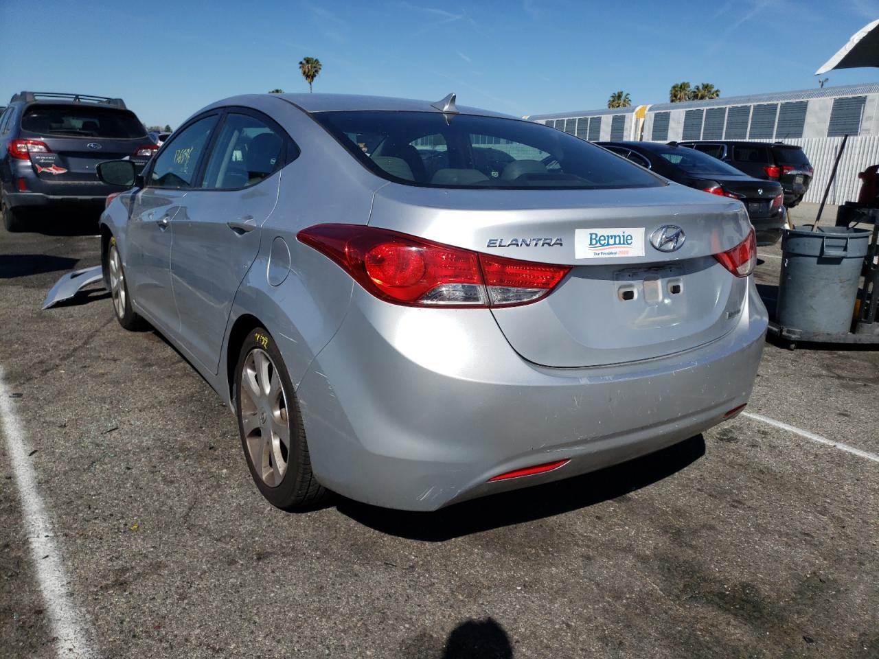 Photo 3 from auction – 2012 HYUNDAI ELANTRA GL with VIN 5NPDH4AE4CH095052