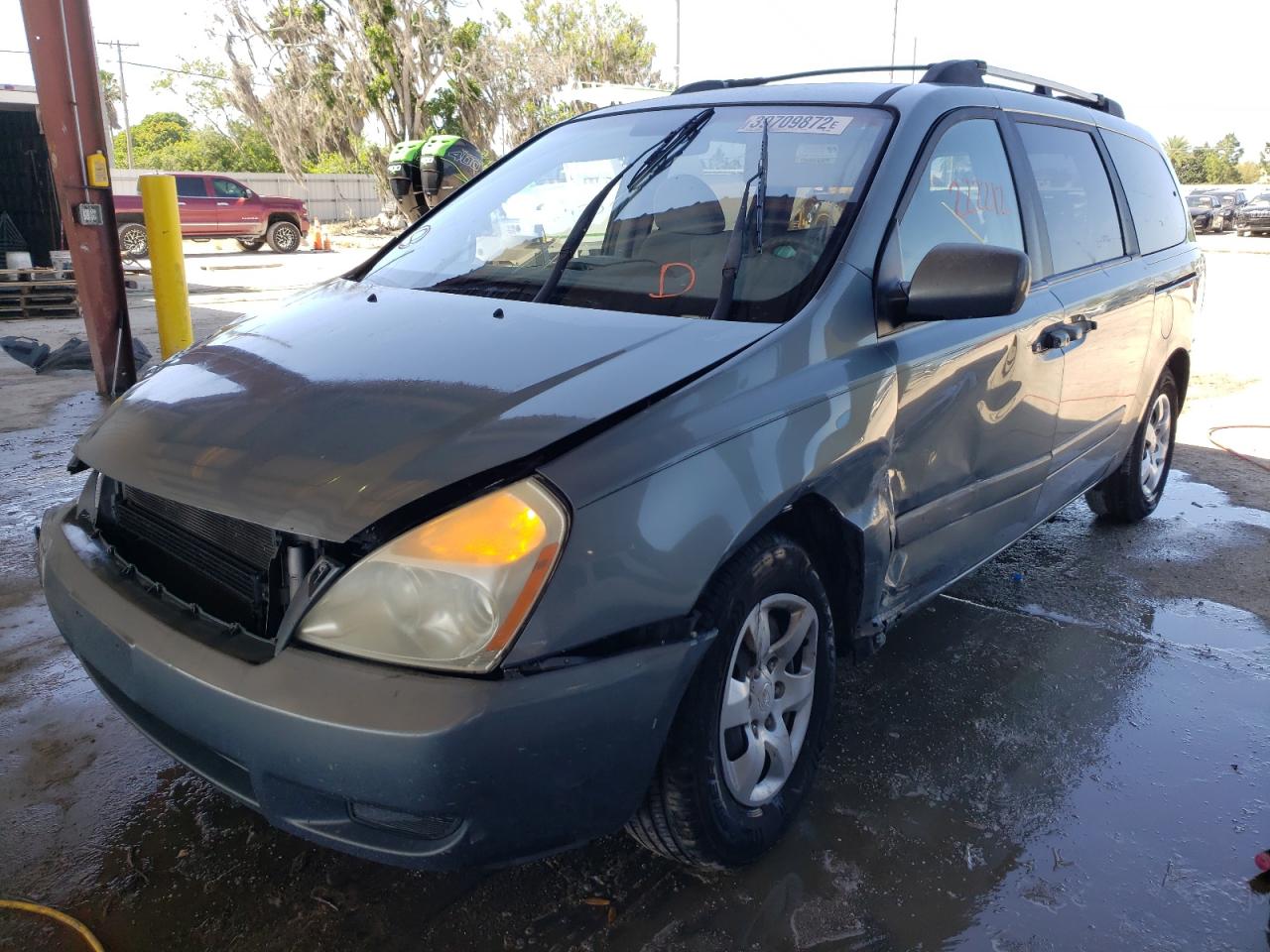 Photo 2 from auction – 2007 KIA SEDONA EX with VIN KNDMB233876188965