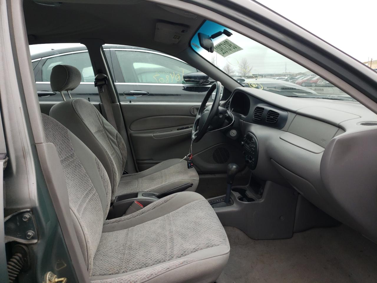 Photo 5 from auction – 1998 FORD ESCORT SE with VIN 1FAFP13P6WW175160