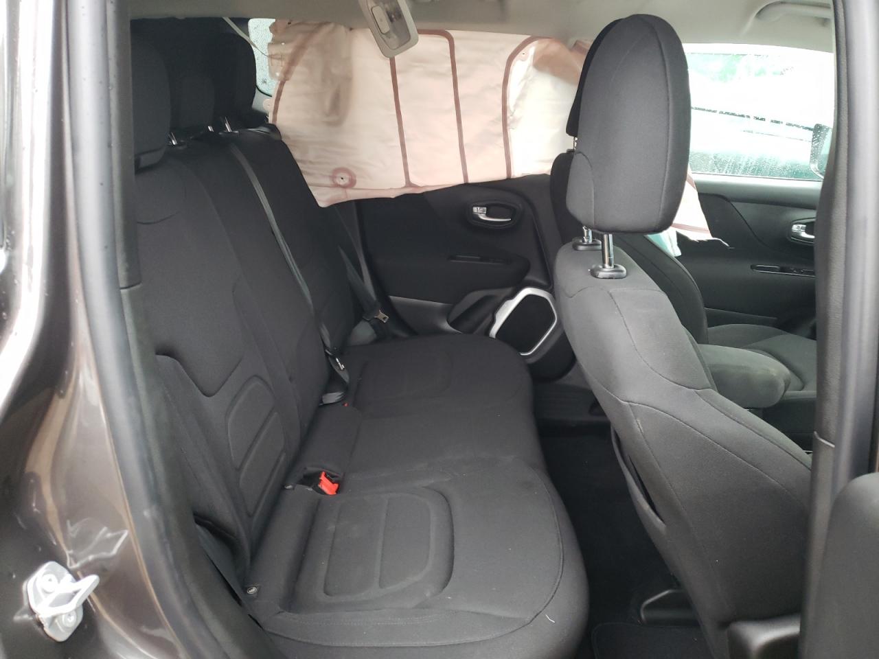 Photo 6 from auction – 2018 JEEP RENEGADE L with VIN ZACCJABB3JPH52981