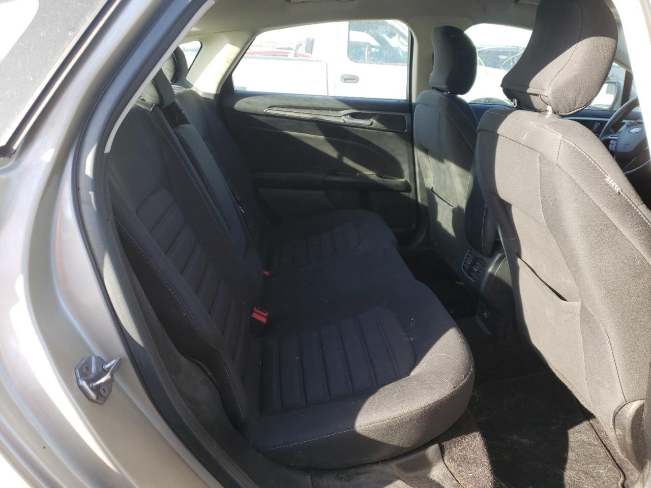 Photo 6 from auction – 2017 FORD FUSION SE with VIN 3FA6P0H77HR220776