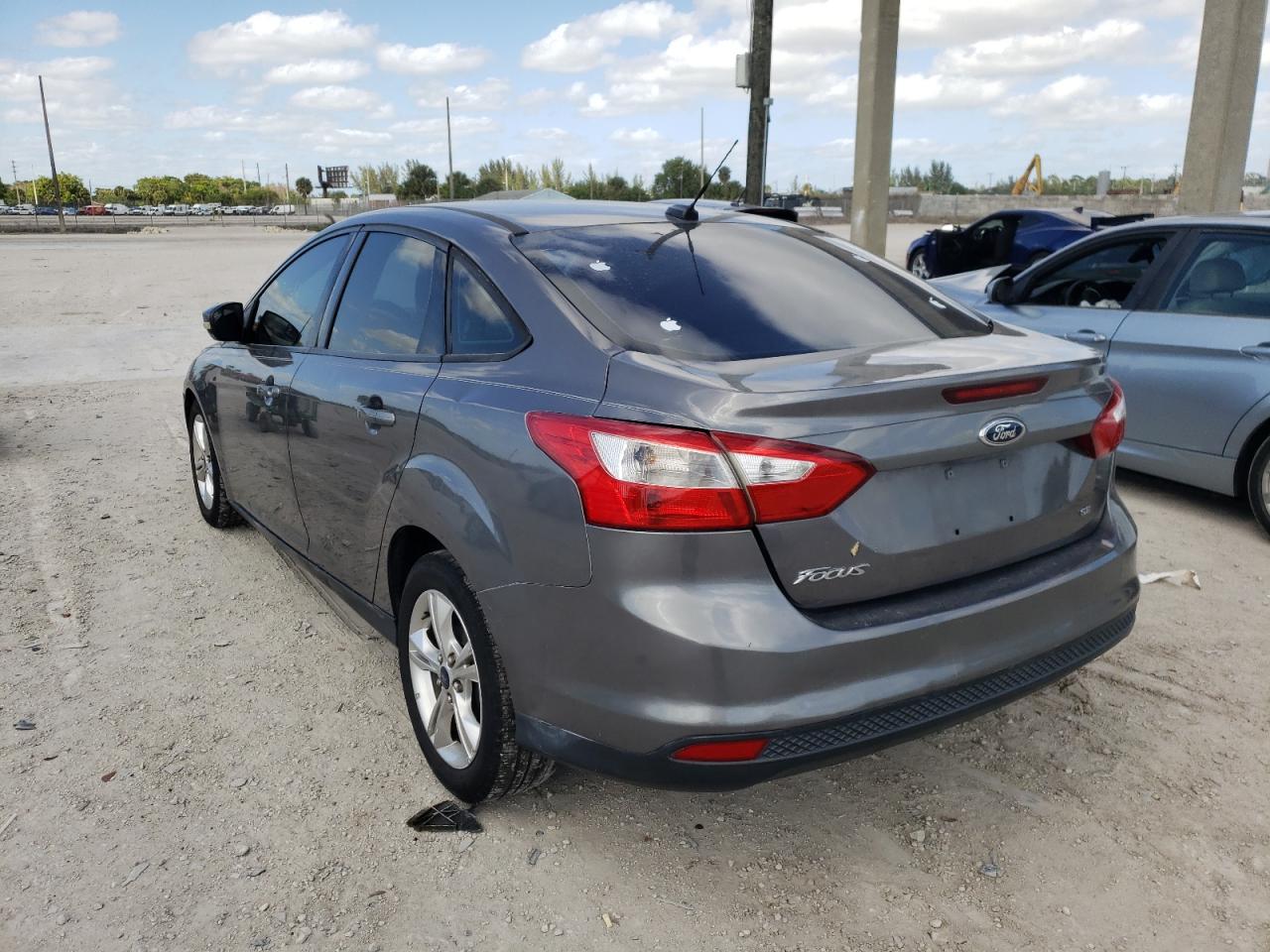 Photo 3 from auction – 2013 FORD FOCUS SE with VIN 1FADP3F29DL315302