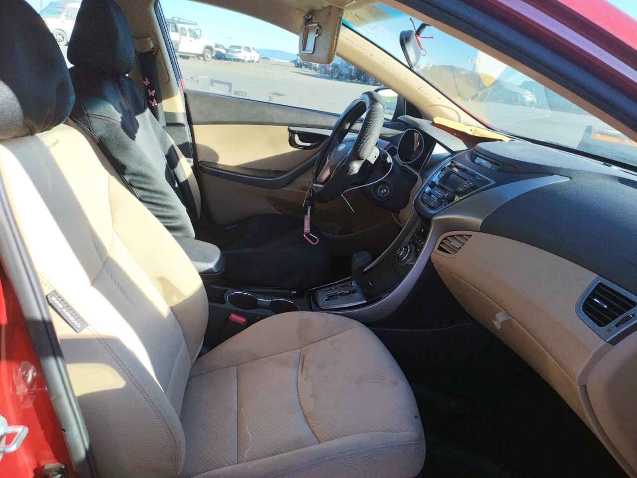 Photo 5 from auction – 2013 HYUNDAI ELANTRAGLS with VIN KMHDH4AE1DU713043