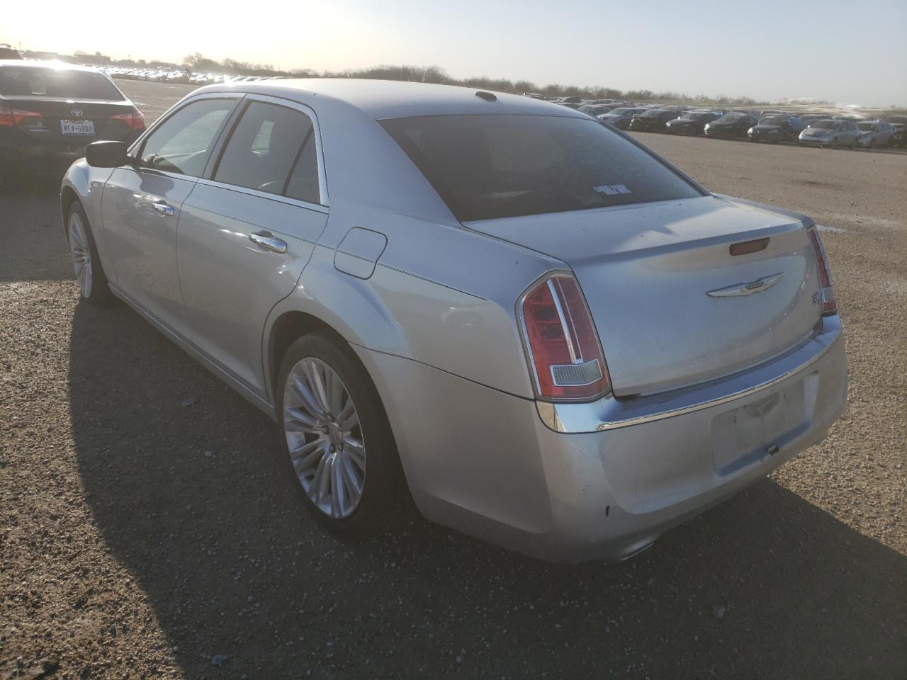 Photo 3 from auction – 2011 CHRYSLER 300C with VIN 2C3CA6CT4BH613759