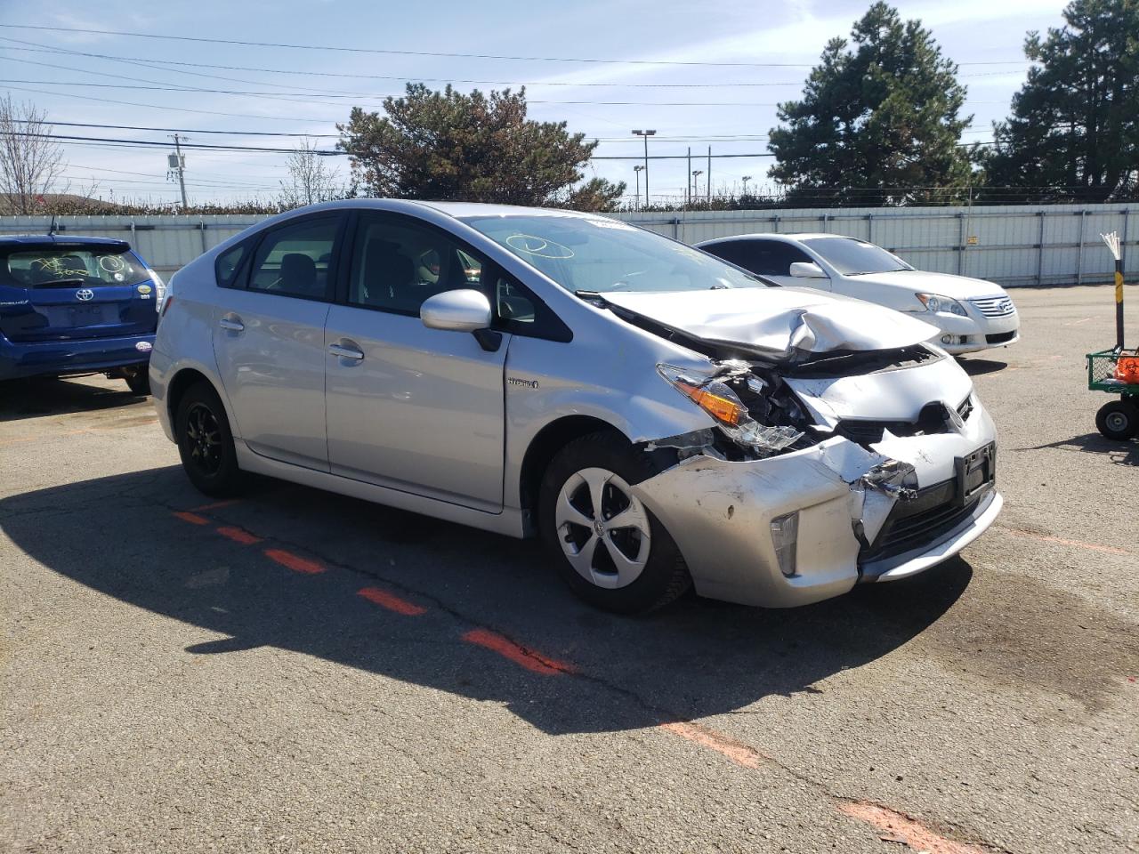 TOYOTA PRIUS 2015 with VIN JTDKN3DU2F0406332 - Photo from auction