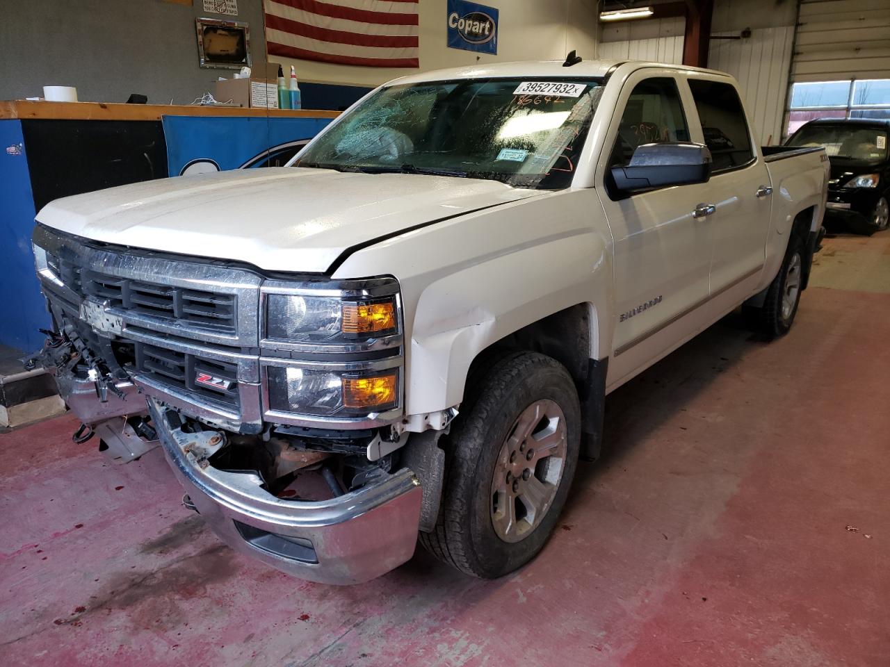 Photo 2 from auction – 2014 CHEVROLET SILVERADO with VIN 3GCUKREC9EG186692