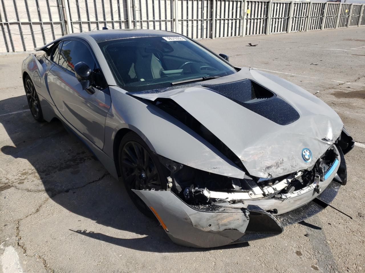 BMW I8 2015 with VIN WBY2Z2C51FV674654 - Photo from auction