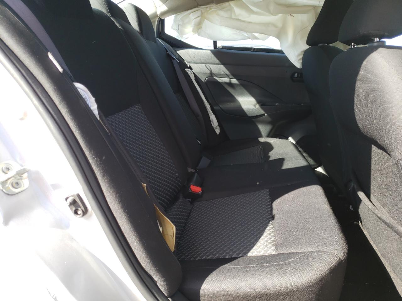 Photo 6 from auction – 2020 NISSAN VERSA S with VIN 3N1CN8DV6LL879761