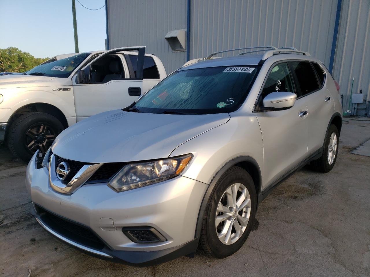 Photo 2 from auction – 2014 NISSAN ROGUE S with VIN 5N1AT2MT0EC862874
