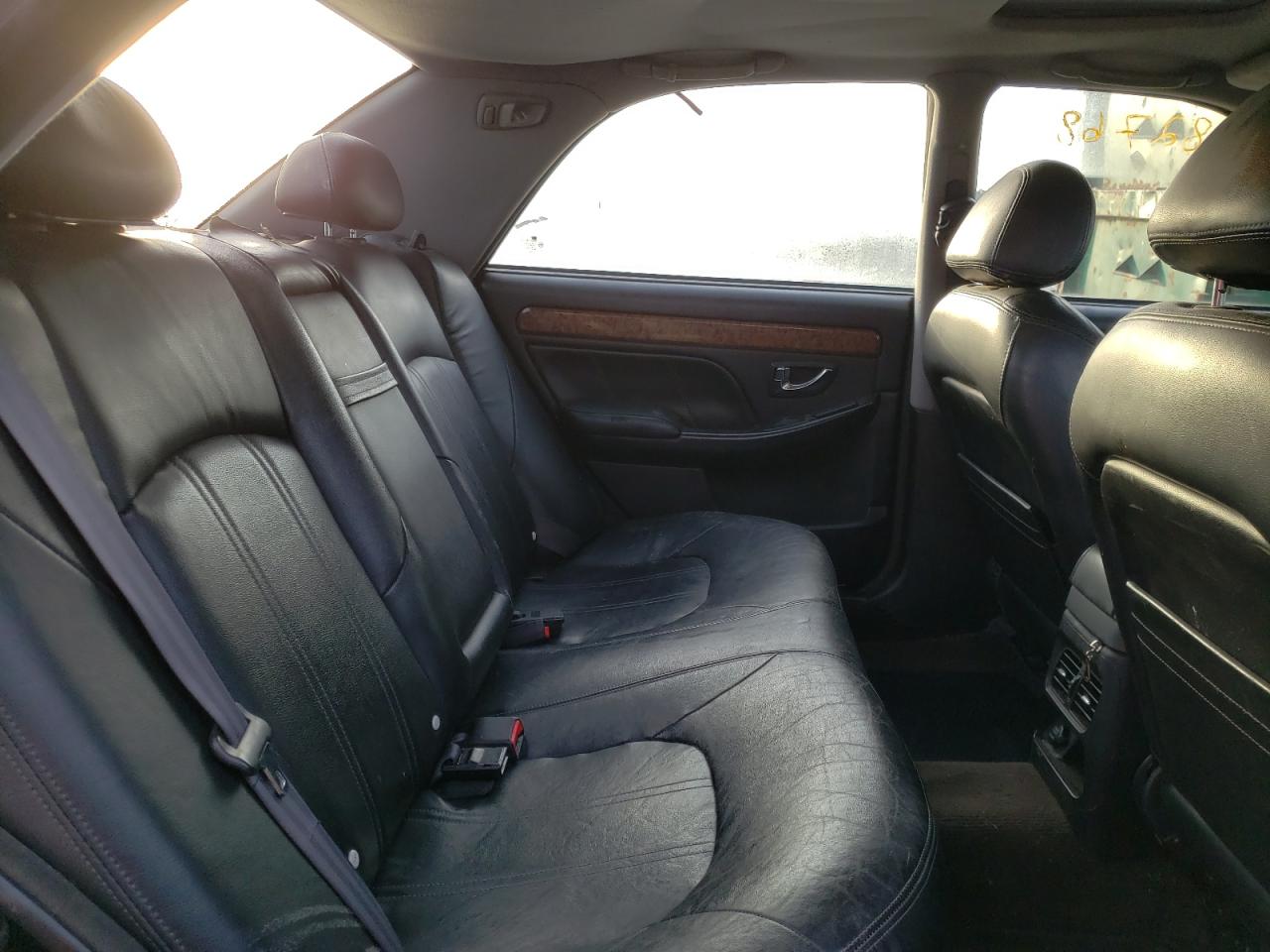 Photo 6 from auction – 2004 HYUNDAI XG 350 with VIN KMHFU45E44A363343