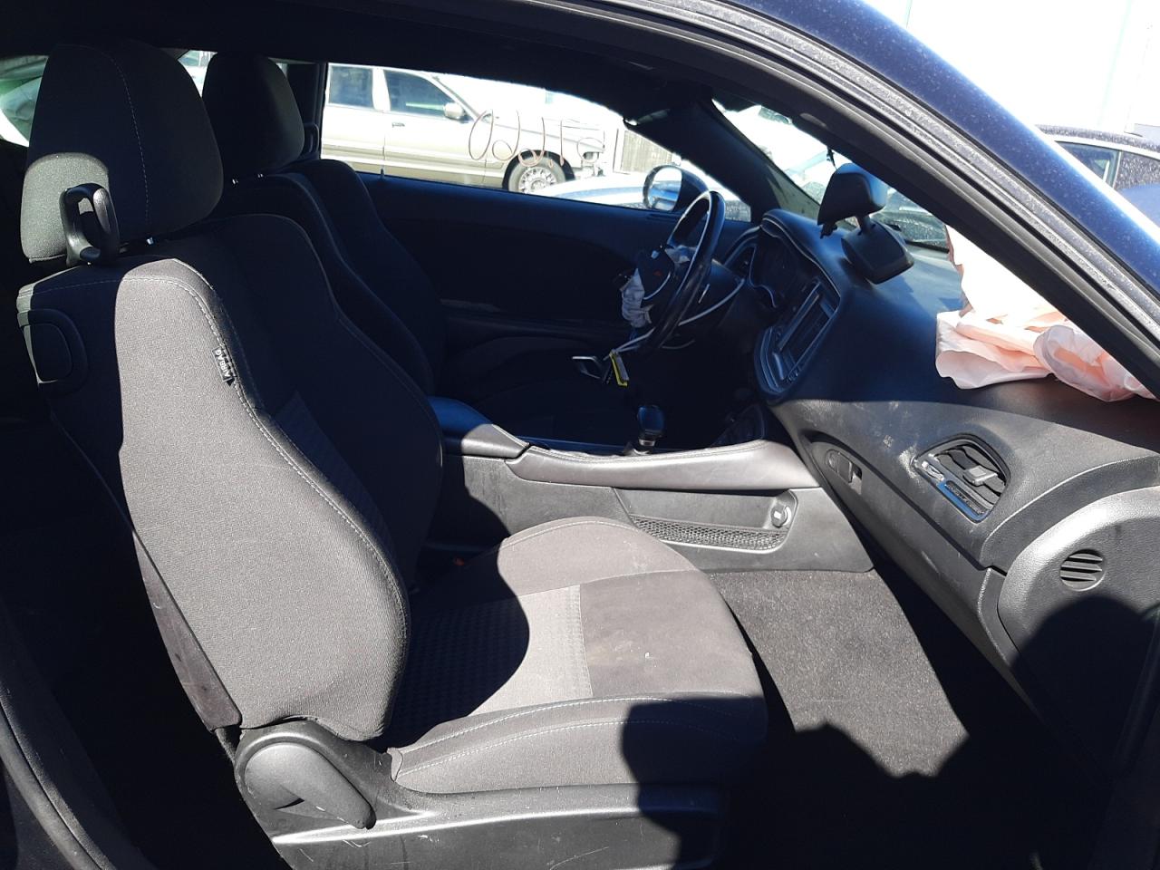 Photo 5 from auction – 2019 DODGE CHALLENGER with VIN 2C3CDZBTXKH660871