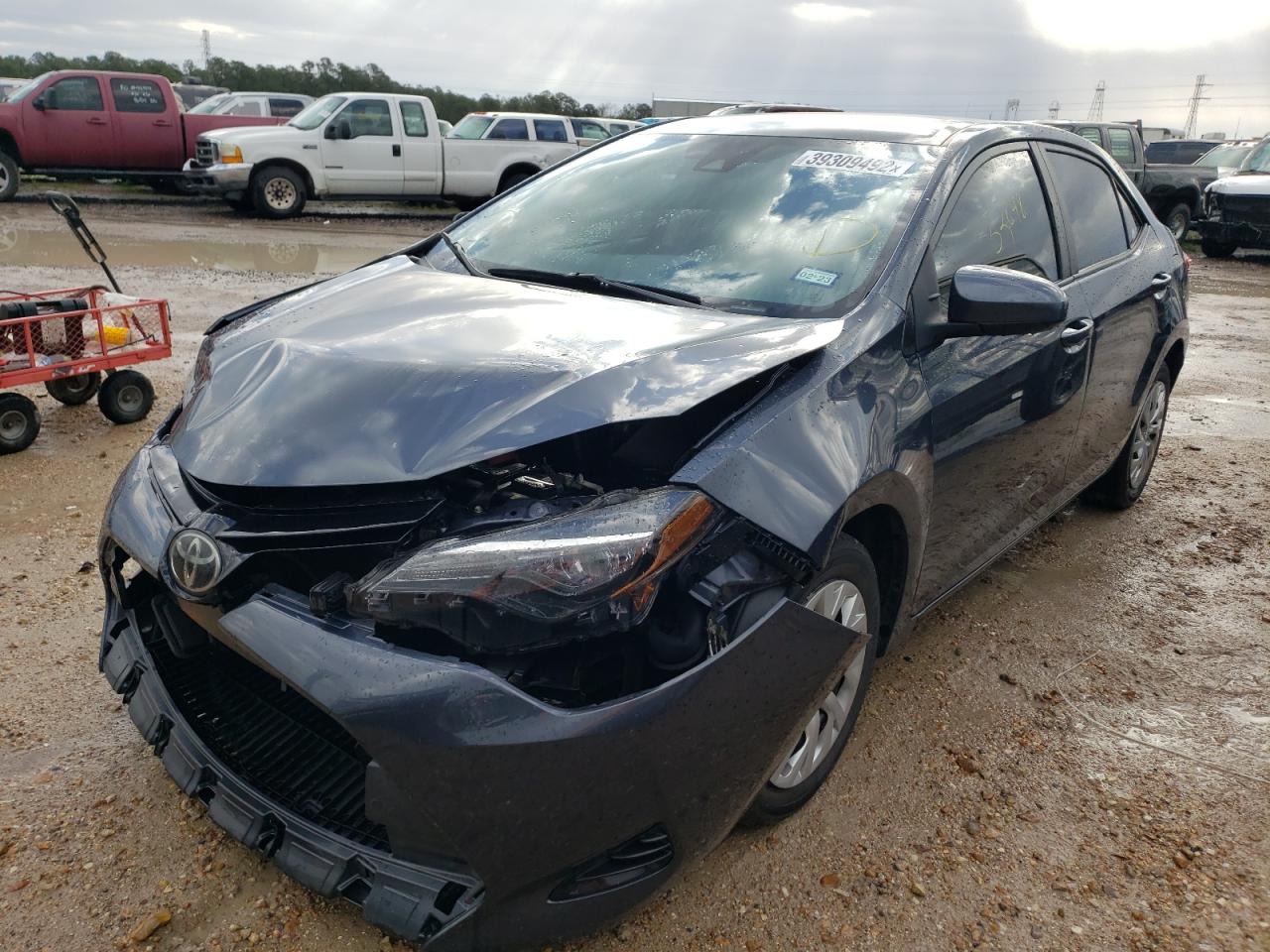 صورة رقم 2 من المزاد - 2018 TOYOTA COROLLA L مع VIN 5YFBURHE2JP782004
