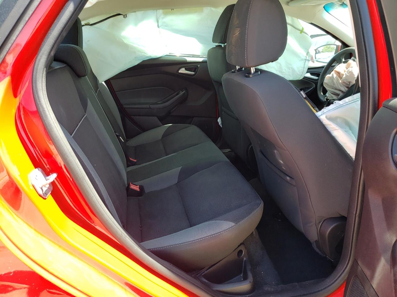 Фото 6 с аукциона – 2014 FORD FOCUS SE с VIN 1FADP3F26EL160094
