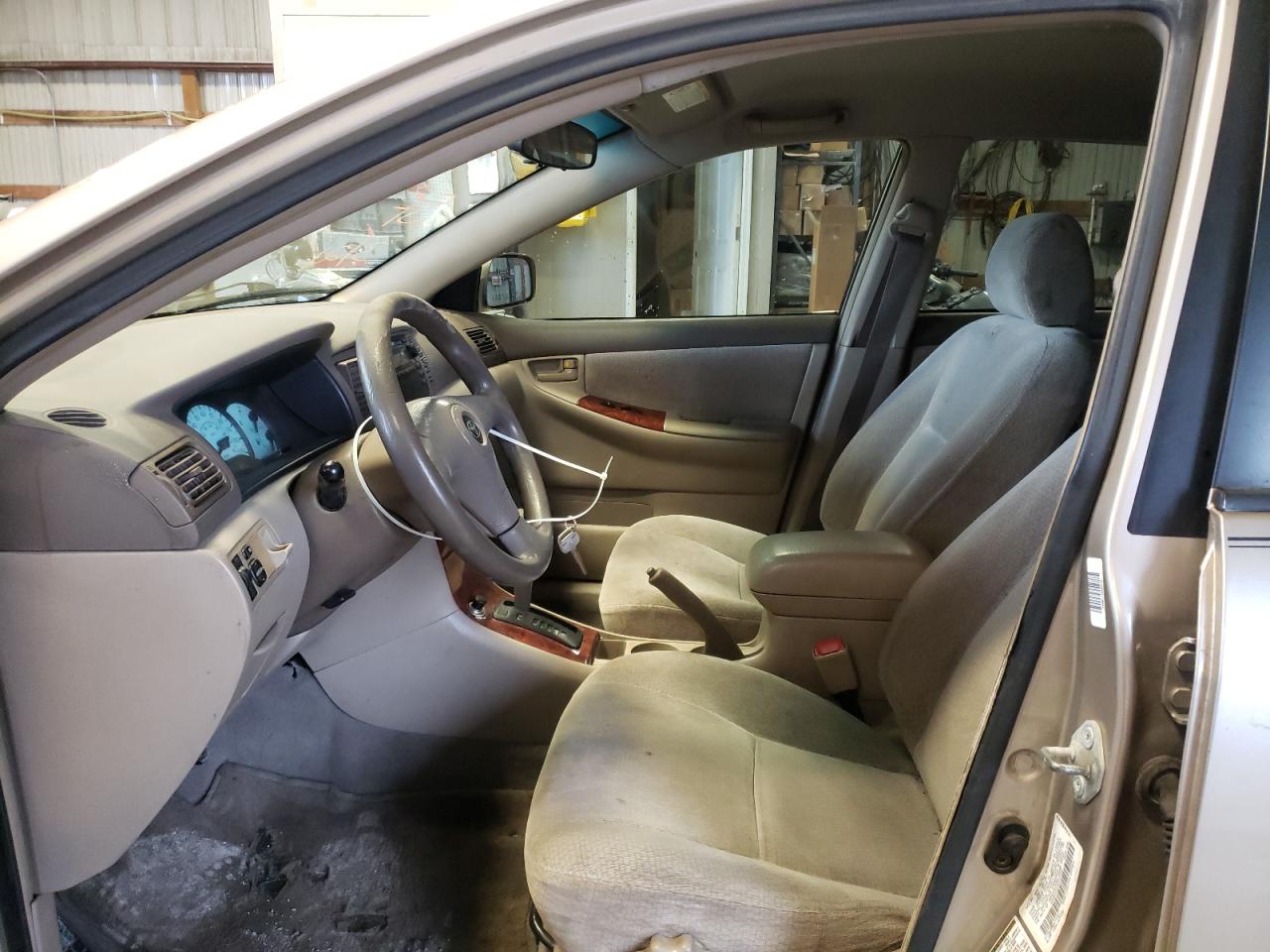 Photo 5 from auction – 2004 TOYOTA COROLLA CE with VIN 1NXBR32E34Z313580