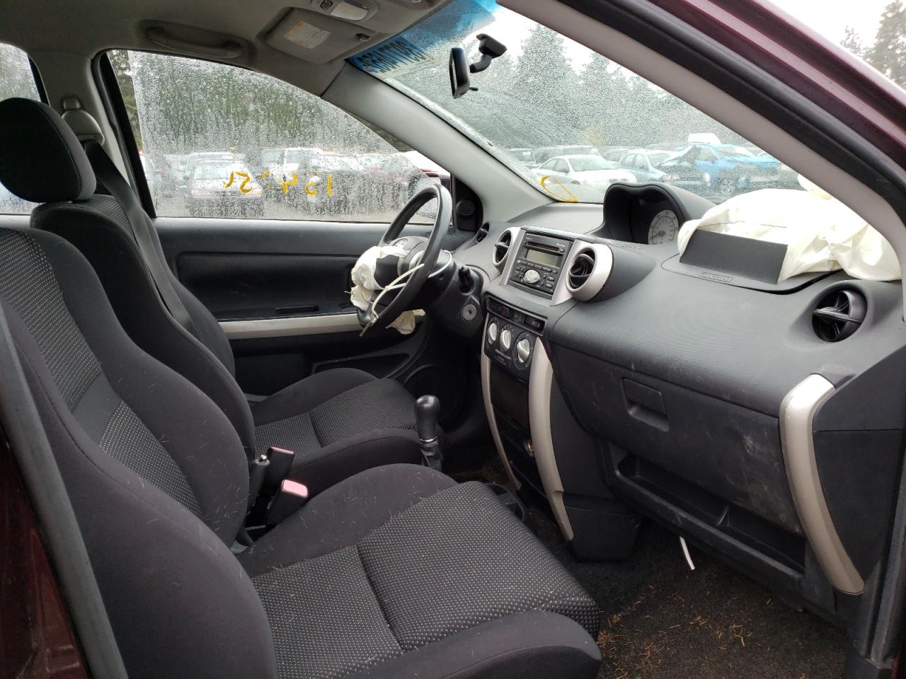 Photo 5 from auction – 2005 TOYOTA SCION XA with VIN JTKKT604650106457