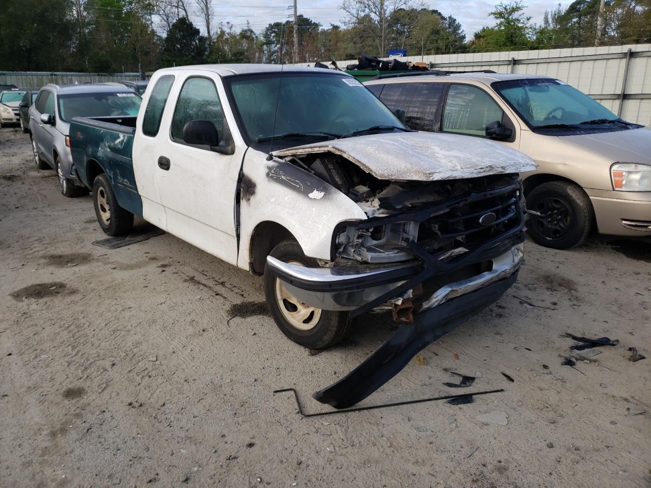 FORD F150 2003 with VIN 1FTRX17233NB31768 - Photo from auction