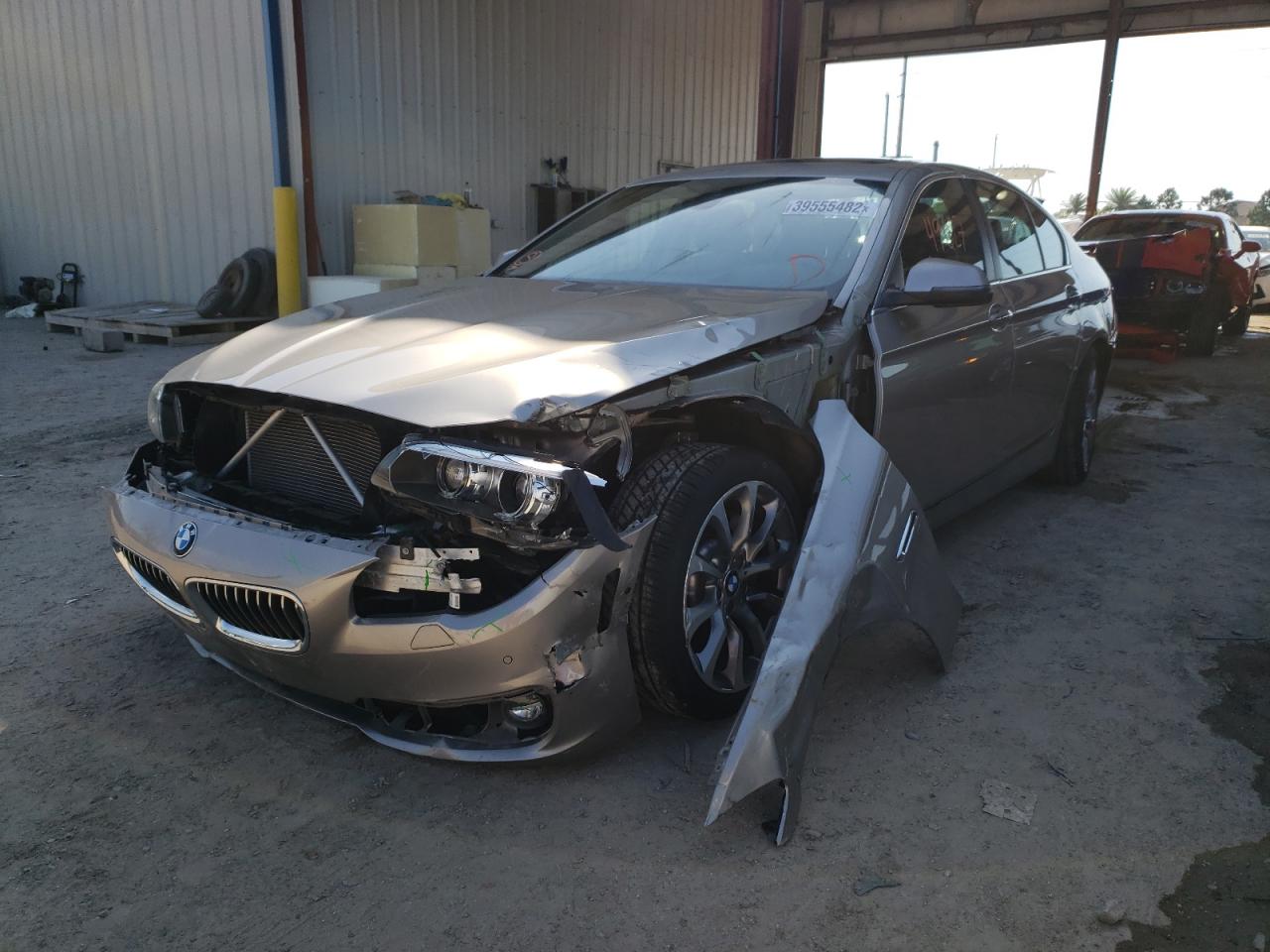 Photo 2 from auction – 2016 BMW 535 I with VIN WBA5B1C56GG133261