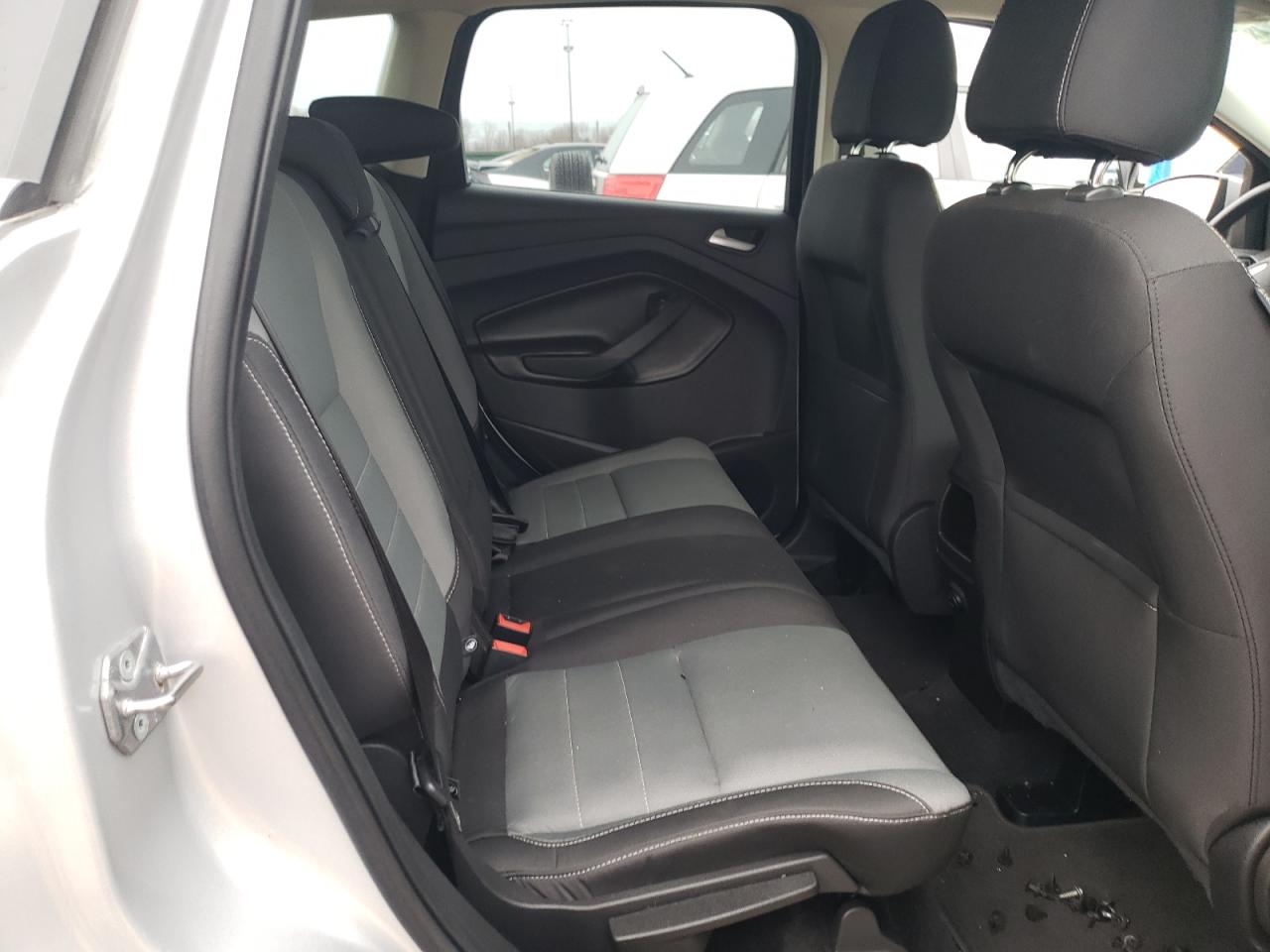 Photo 6 from auction – 2016 FORD ESCAPE SE with VIN 1FMCU0GX4GUA44179