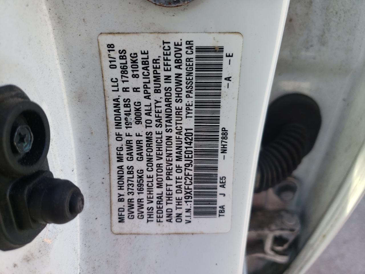 Photo 10 from auction – 2018 HONDA CIVIC EX with VIN 19XFC2F79JE014201