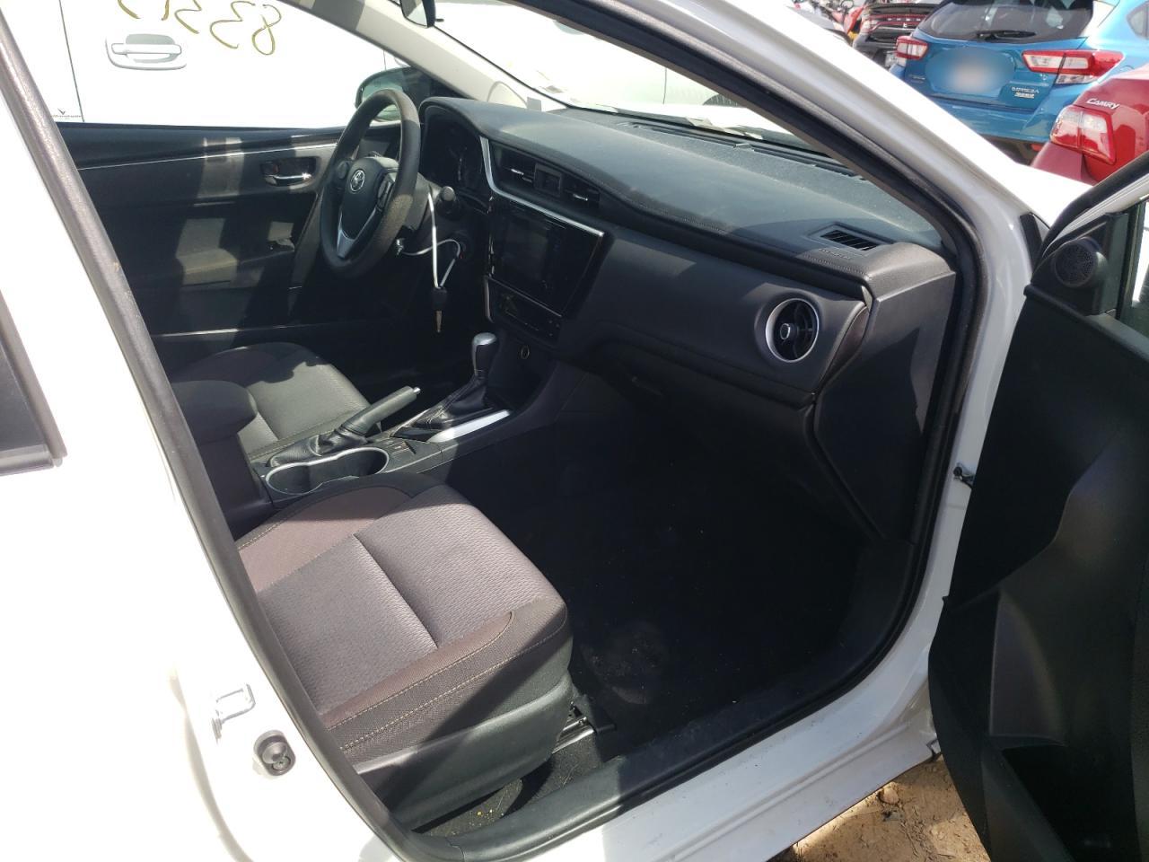 Photo 20 from auction – 2018 TOYOTA COROLLA L with VIN 2T1BURHE6JC088769