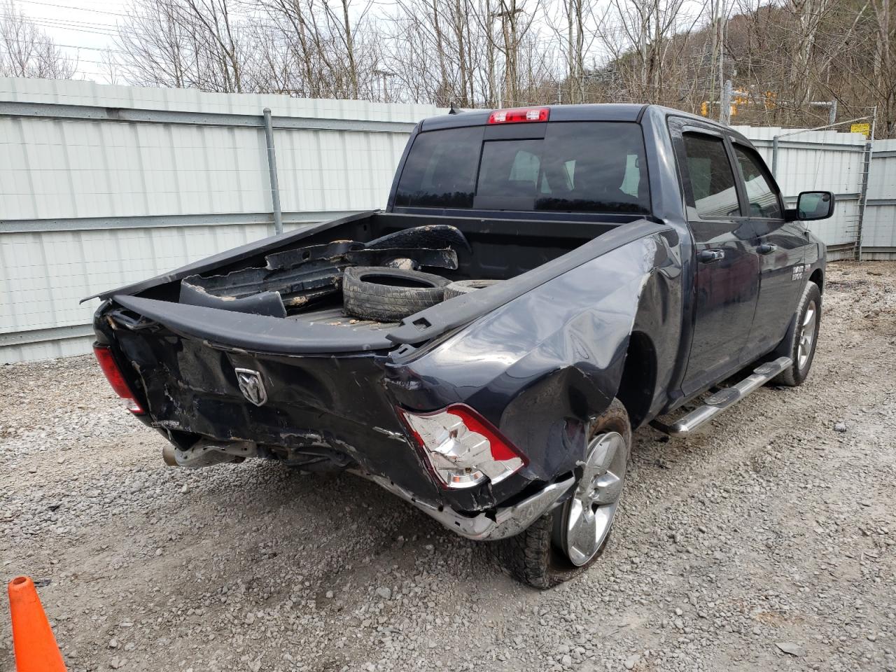 Photo 4 from auction – 2015 RAM 1500 SLT with VIN 1C6RR7LT5FS525023