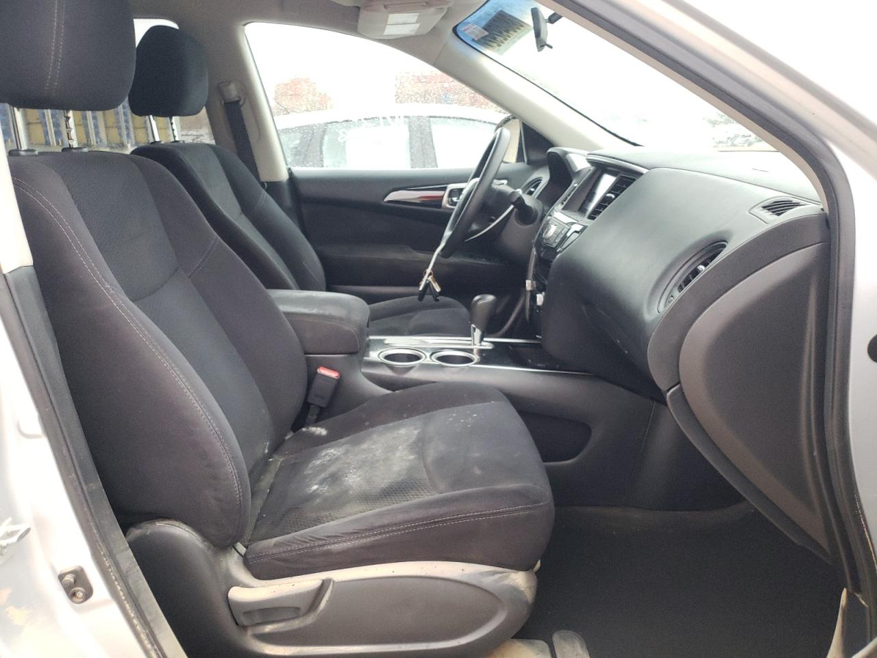 Photo 5 from auction – 2013 NISSAN PATHFINDER with VIN 5N1AR2MN5DC645707