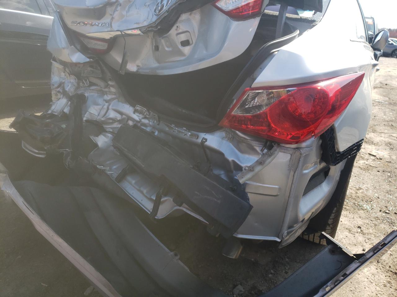 Photo 9 from auction – 2013 HYUNDAI SONATA with VIN 5NPEB4AC2DH783153