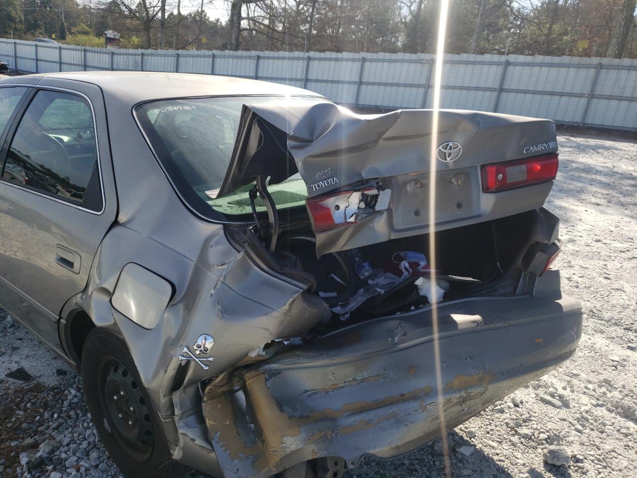 Photo 9 from auction – 1997 TOYOTA CAMRY CE with VIN 4T1BG22K4VU173384