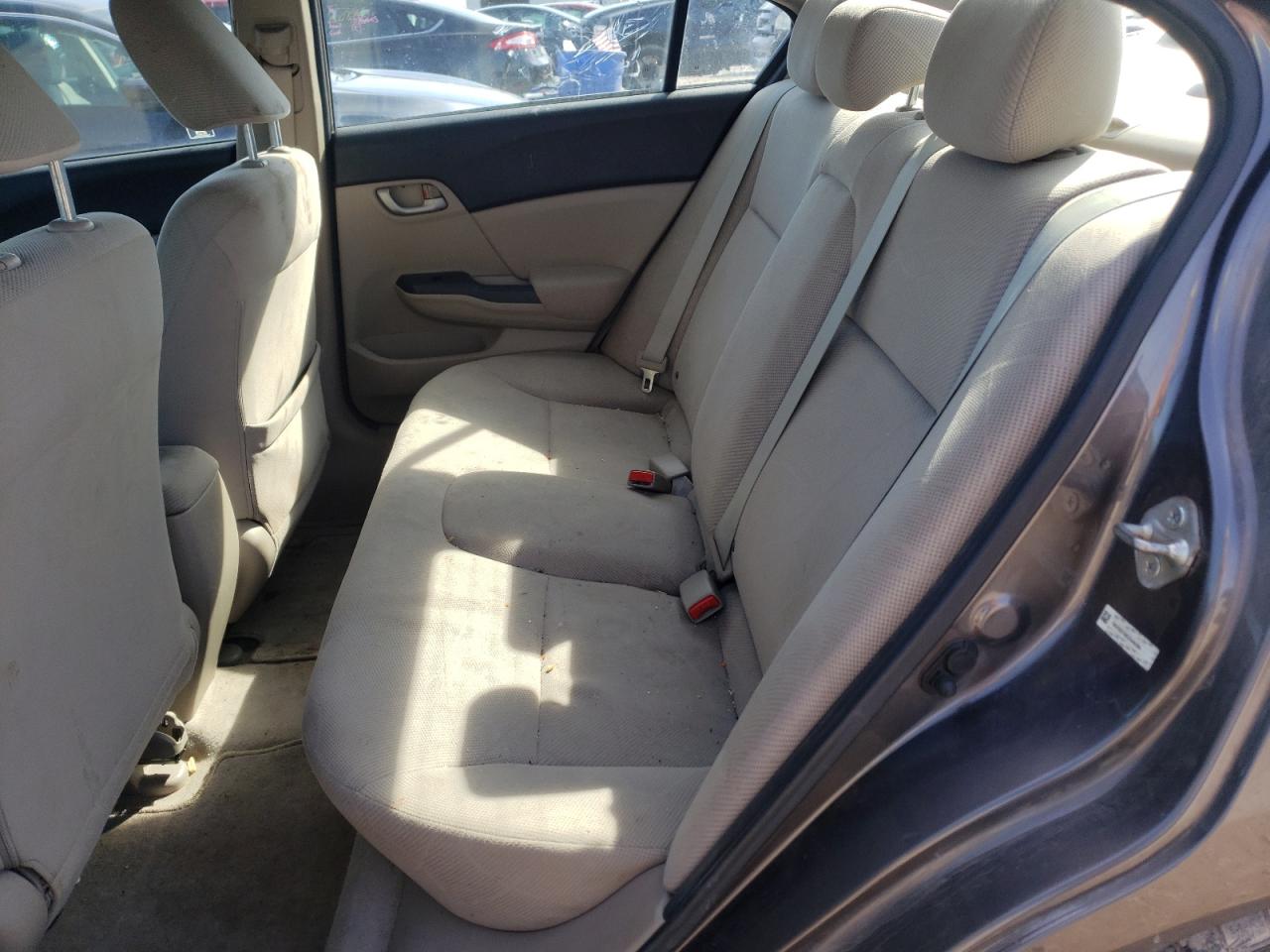 Photo 6 from auction – 2012 HONDA CIVIC LX with VIN 19XFB2F56CE040386