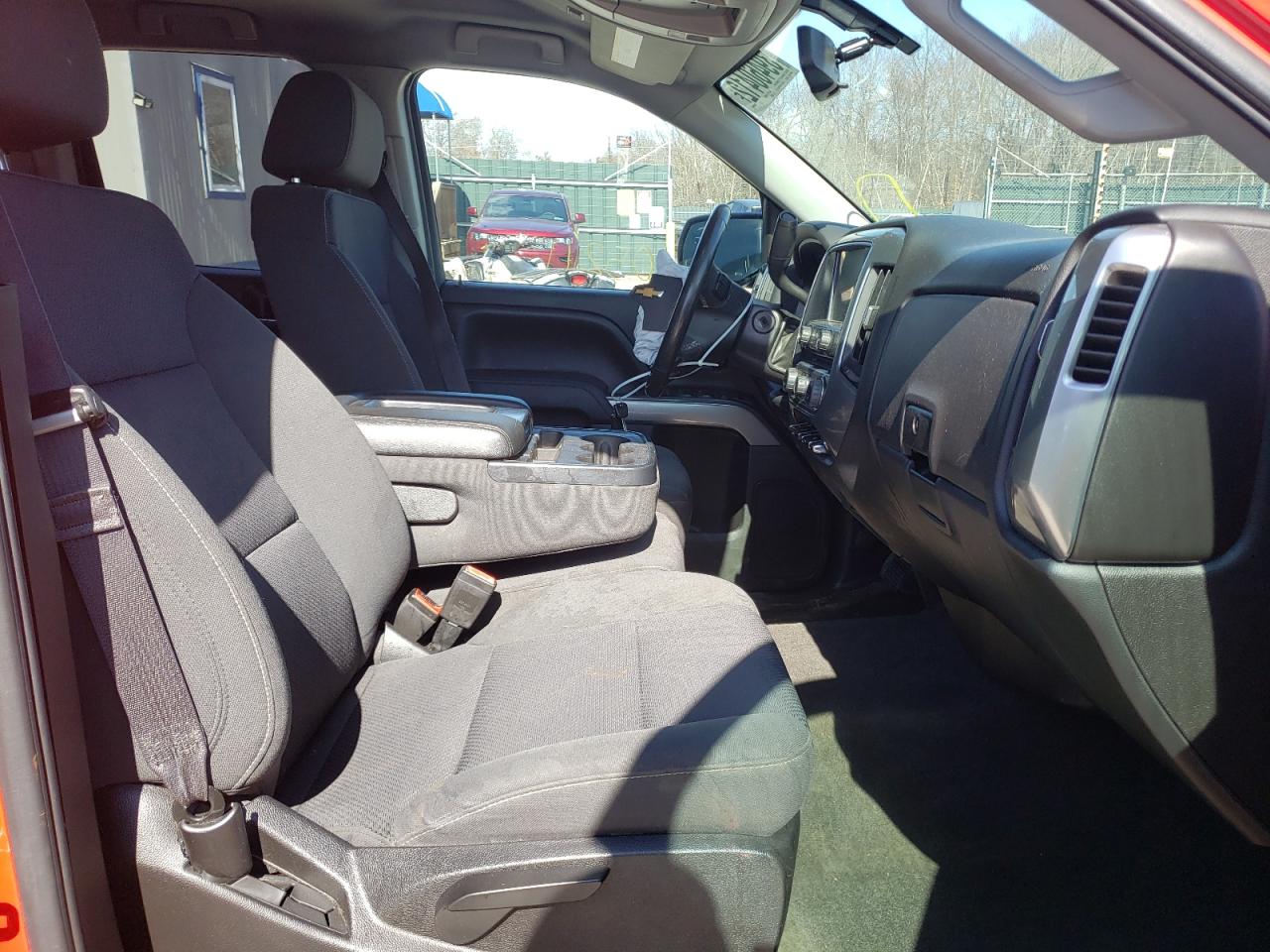 Photo 5 from auction – 2016 CHEVROLET SILVERADO with VIN 1GCVKREC4GZ343164
