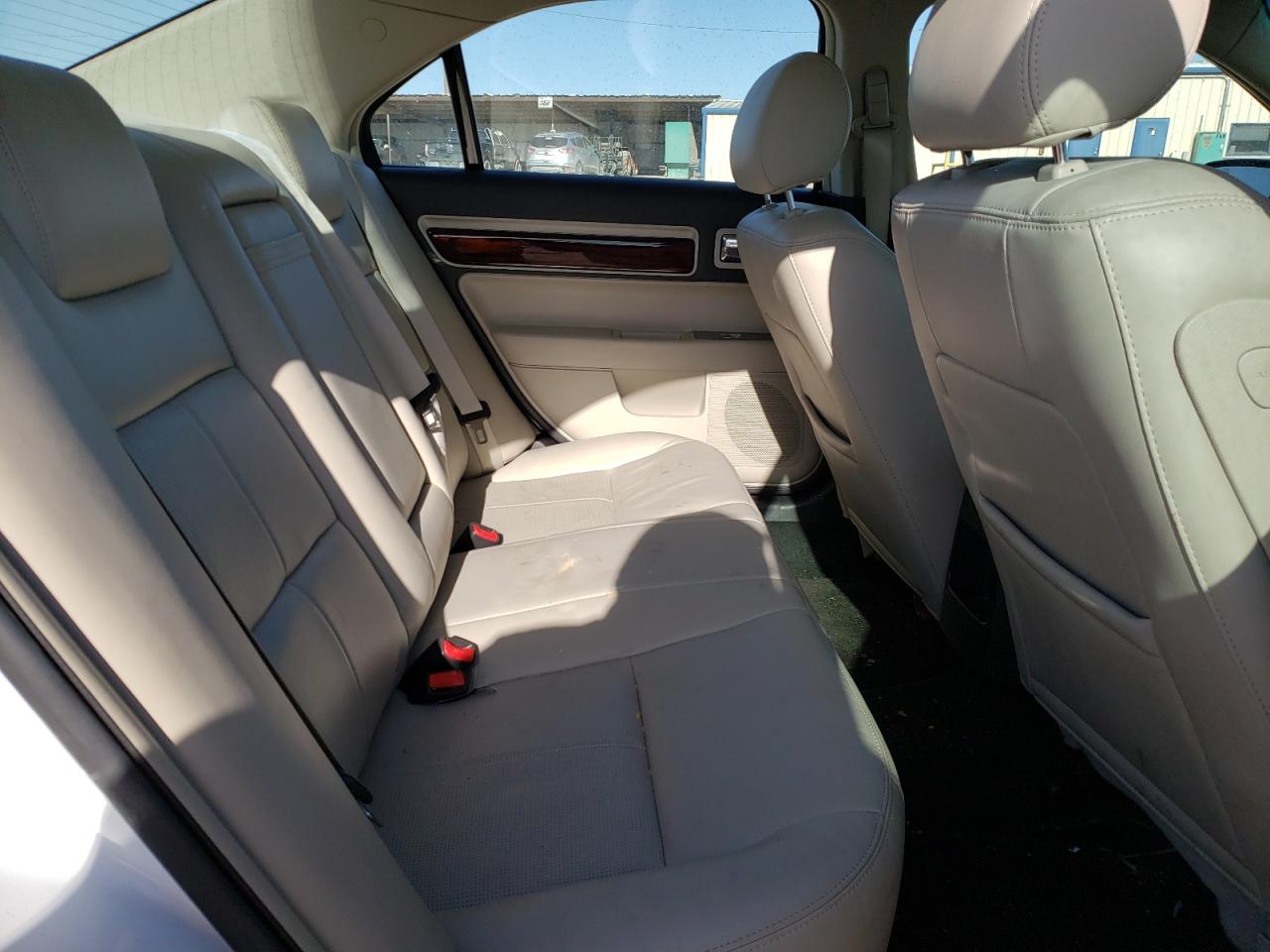 Photo 6 from auction – 2007 LINCOLN MKZ with VIN 3LNHM26T17R638350