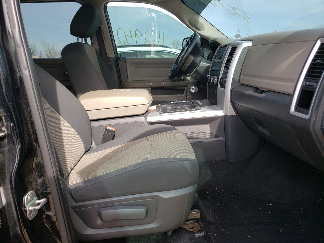 Photo 5 from auction – 2012 DODGE RAM 1500 S with VIN 1C6RD7LT9CS171856