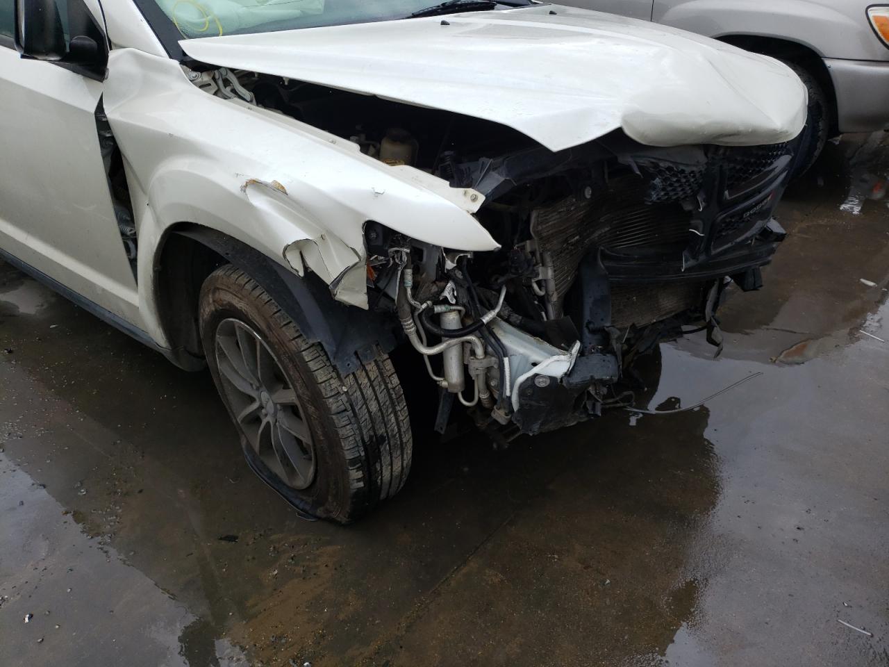 Photo 9 from auction – 2017 DODGE JOURNEY SE with VIN 3C4PDCABXHT619434