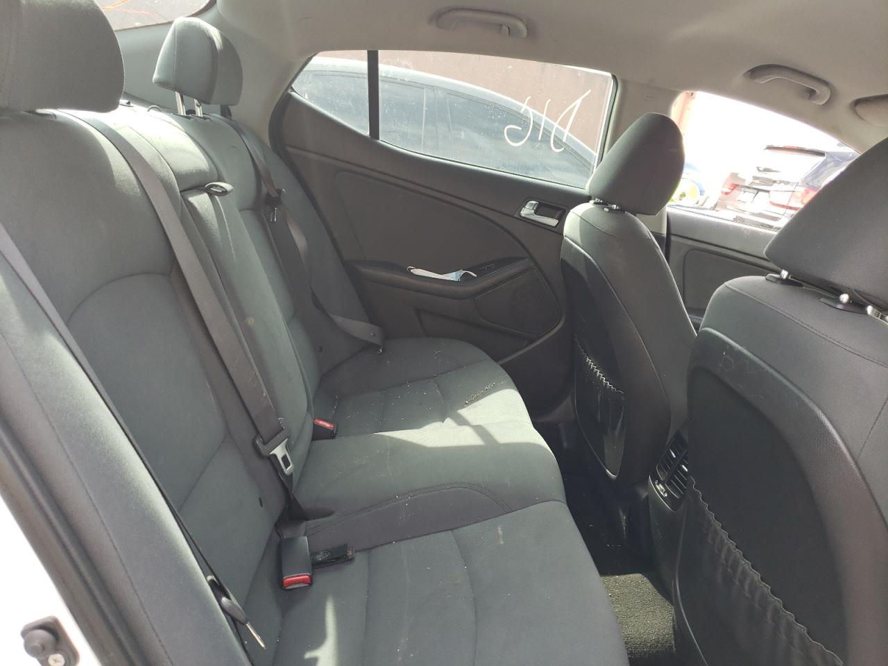 Photo 6 from auction – 2014 KIA OPTIMA HYB with VIN KNAGM4AD2E5076032