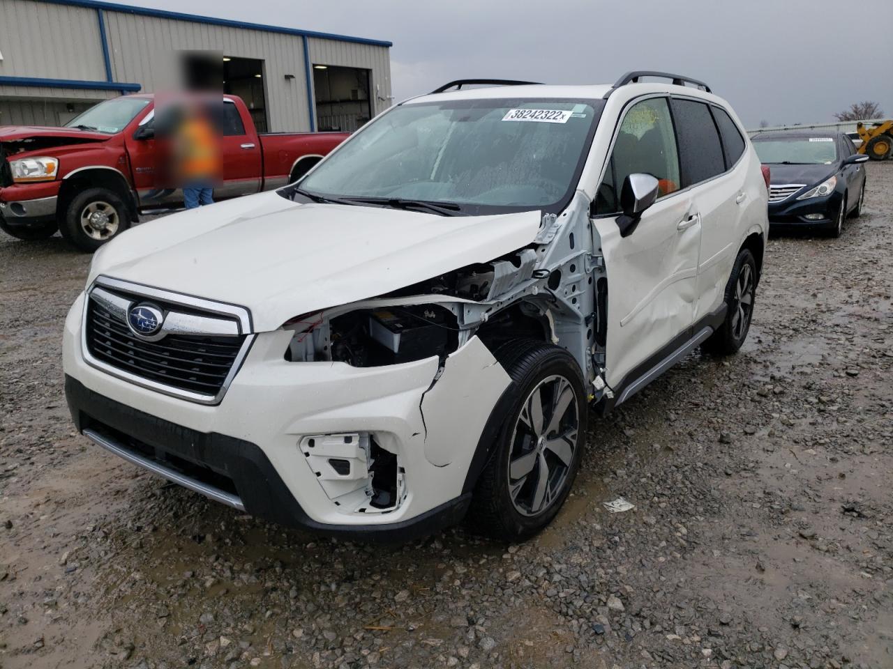 Photo 9 from auction – 2021 SUBARU FORESTER T with VIN JF2SKAXC2MH516555