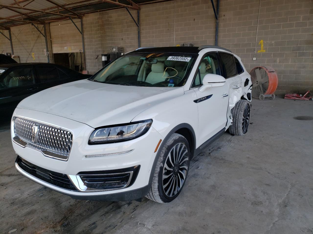 Photo 2 from auction – 2020 LINCOLN NAUTILUS B with VIN 2LMPJ9JP8LBL15756