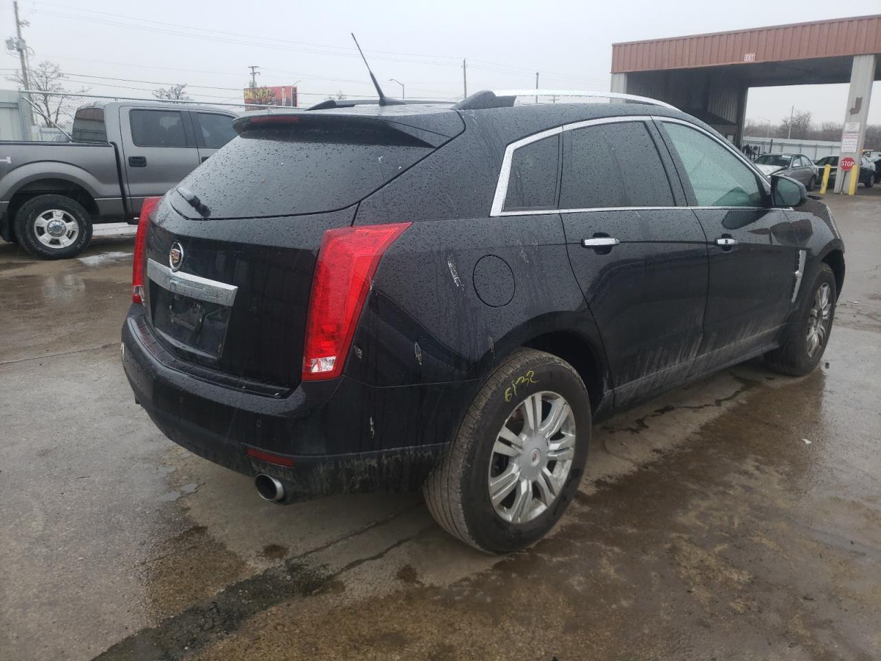 Photo 4 from auction – 2011 CADILLAC SRX LUXURY with VIN 3GYFNDEY4BS674949