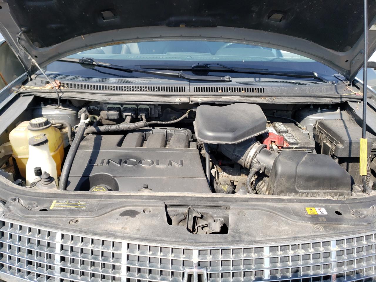 Photo 7 from auction – 2007 LINCOLN MKX with VIN 2LMDU68C07BJ27556